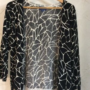 Pendleton Black And White Patterened 100% Cotton Cardigan Woman's Sz M